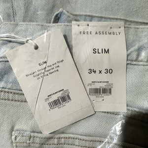 Free Assembly Slim Light Wash Jean 34 x 30